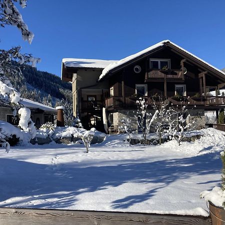 Apartment In Neukirchen Am Gro Venediger ヴァルト・イム・ピンツガウ エクステリア 写真