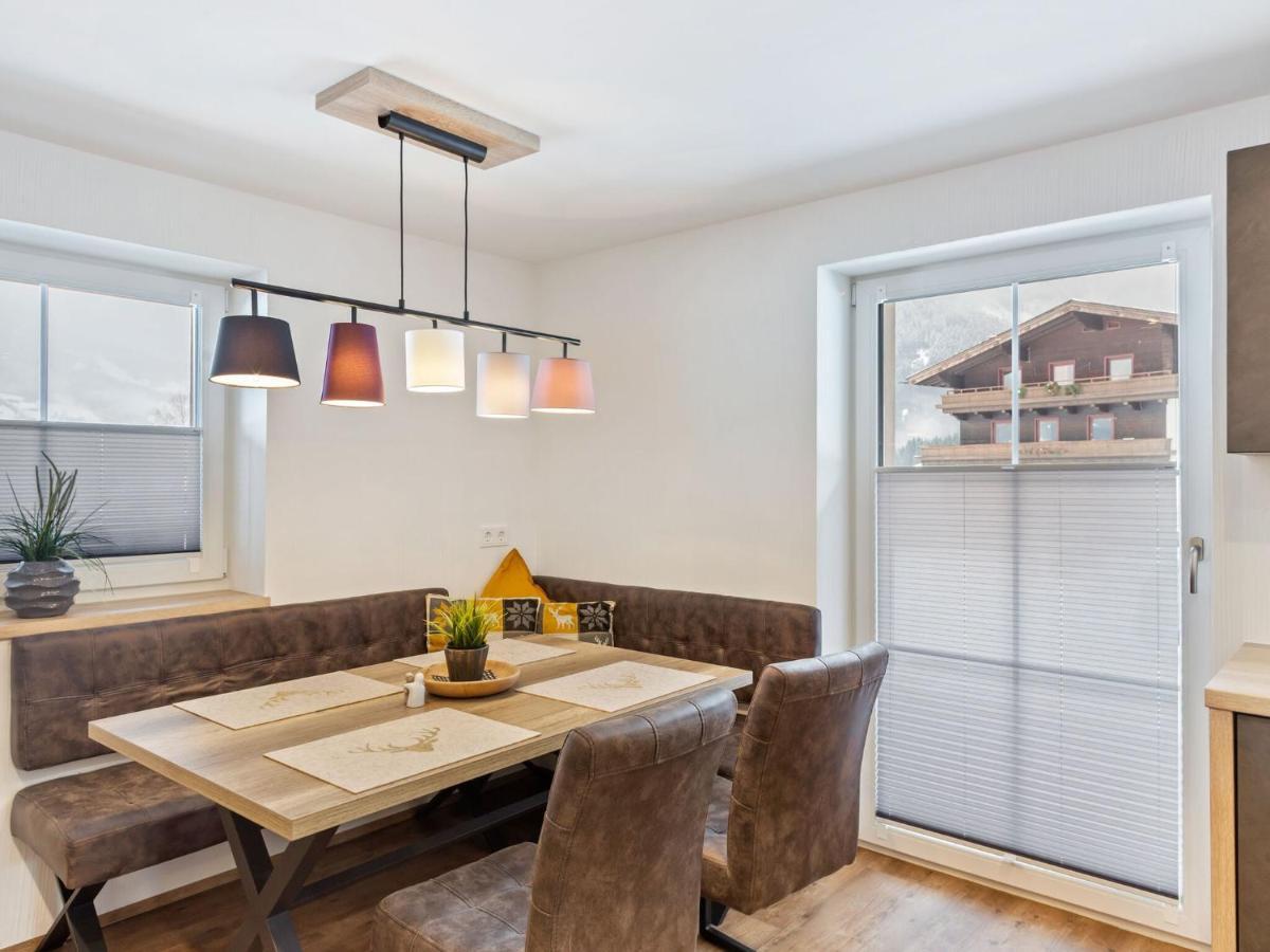 Apartment In Neukirchen Am Gro Venediger ヴァルト・イム・ピンツガウ エクステリア 写真