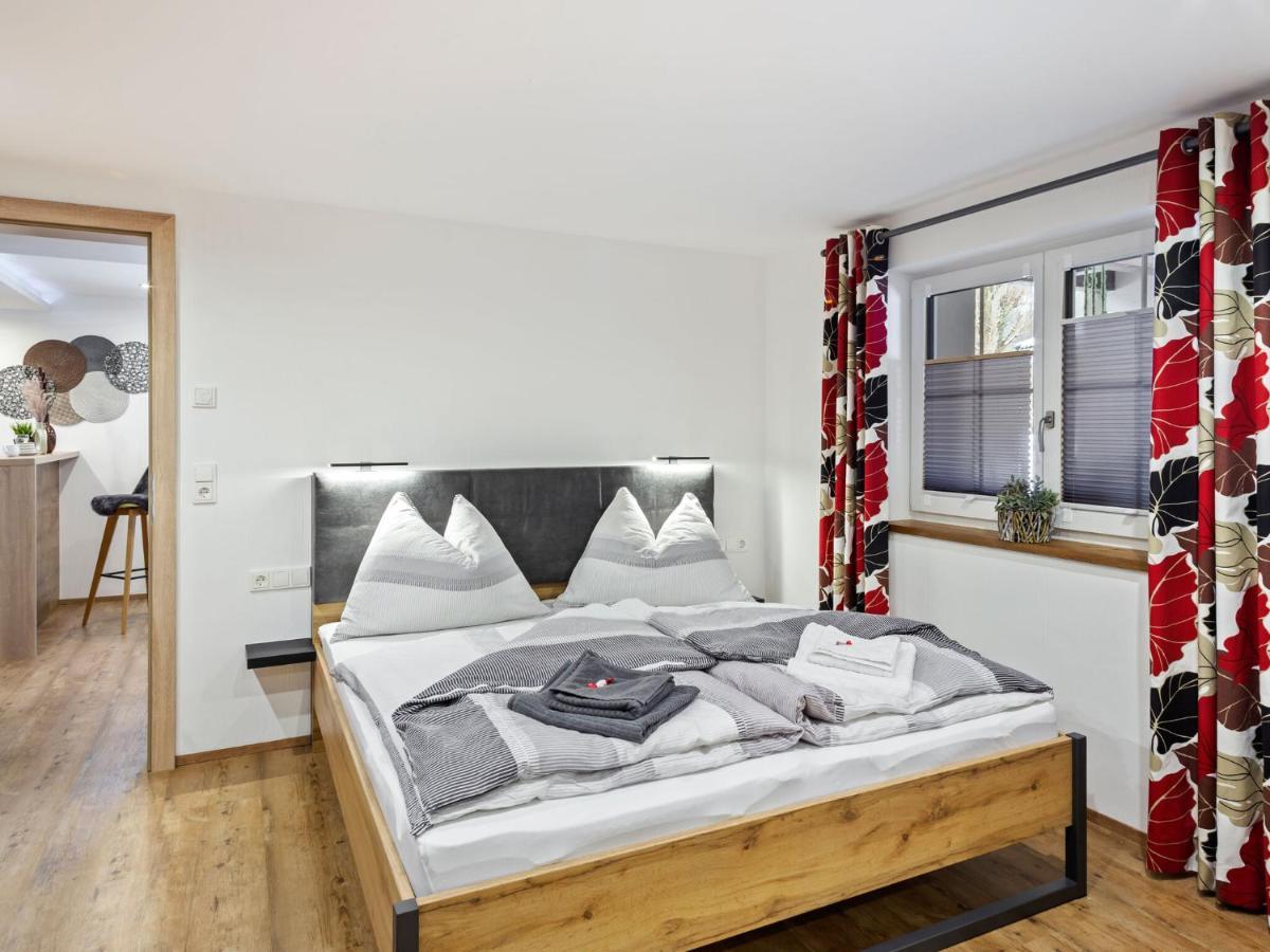 Apartment In Neukirchen Am Gro Venediger ヴァルト・イム・ピンツガウ エクステリア 写真