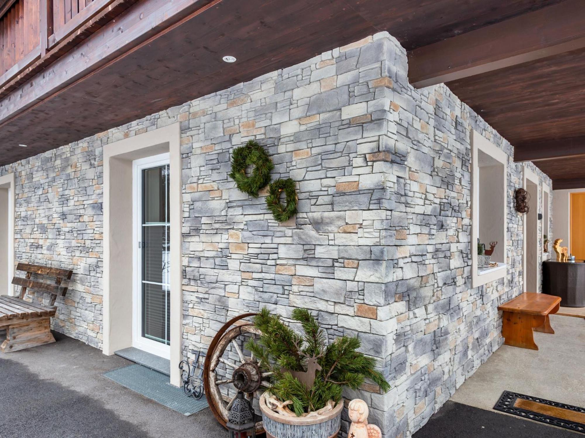 Apartment In Neukirchen Am Gro Venediger ヴァルト・イム・ピンツガウ エクステリア 写真