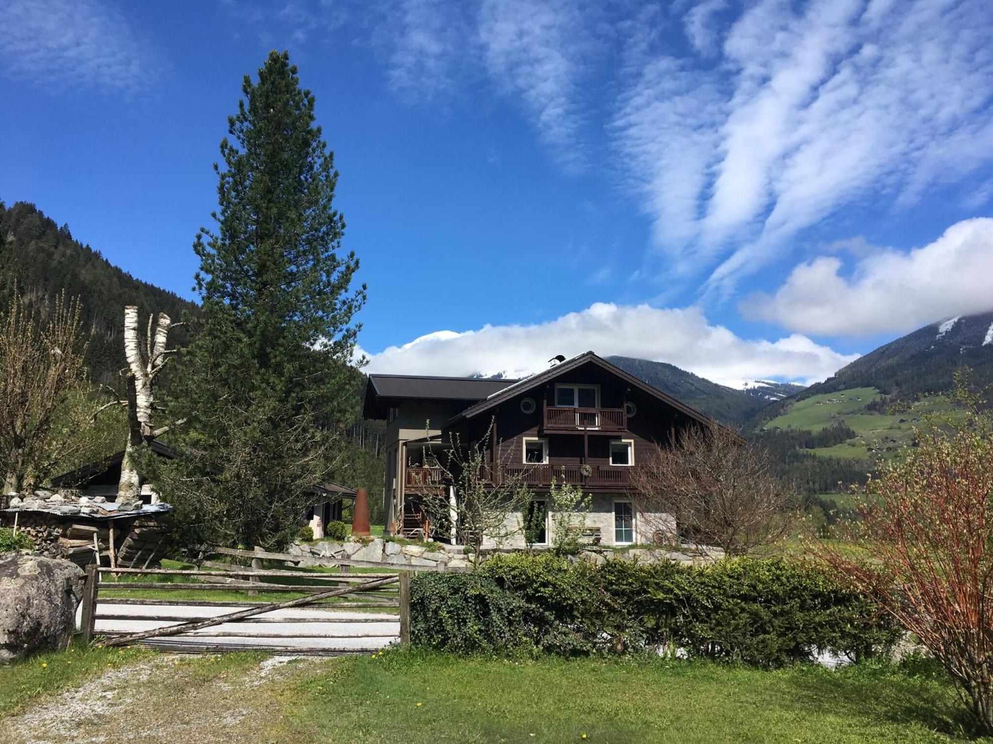 Apartment In Neukirchen Am Gro Venediger ヴァルト・イム・ピンツガウ エクステリア 写真